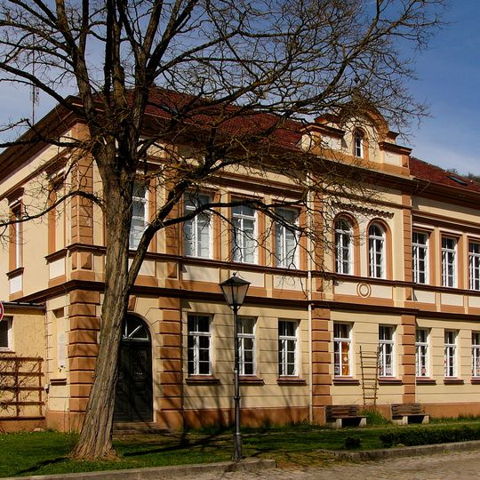 Ehemalige Schule, jetzt Kindergarten
