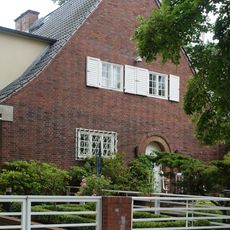 Einfamilienhaus & Wohnhaus Lückhoffstraße 34