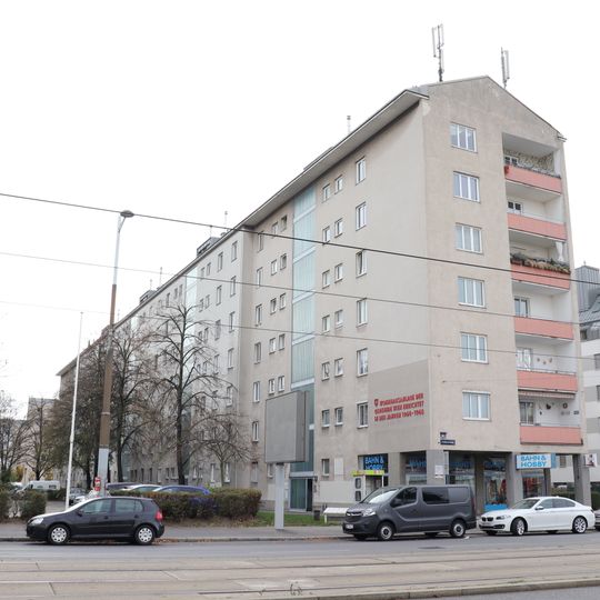 Wohnhausanlage Brünner Straße 108–110