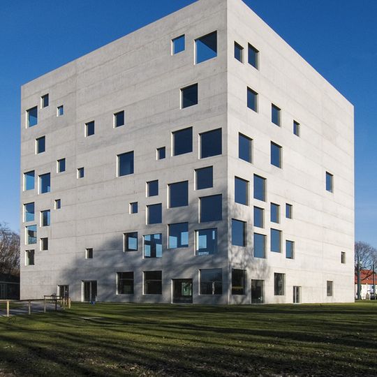 Zollverein School of Management and Design