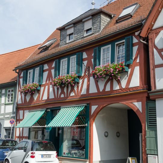 Frankfurter Straße 11