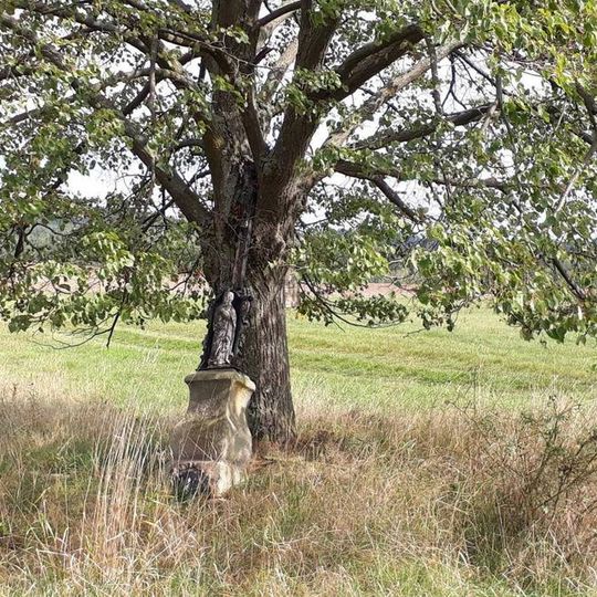 Kříž západně od Jižné u rozcestí