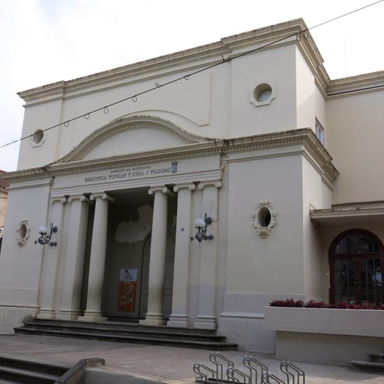 Biblioteca Popular Pere Gual i Pujadas