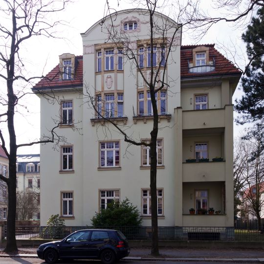 Eisenacher Straße 32