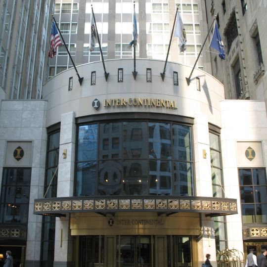 InterContinental Chicago Magnificent Mile, an IHG Hotel
