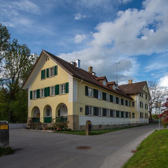 Zollwohnhaus und das Lager- bzw. Wirtschaftsgebäude