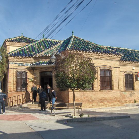 Biblioteca pública municipal José María Hinojosa