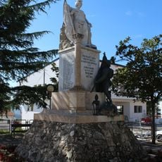 Monumento ai caduti della prima e seconda guerra mondiale