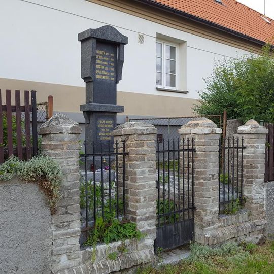 Pomník padlým ve Struhařích