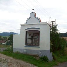 Kaplička v Čímicích u hřiště