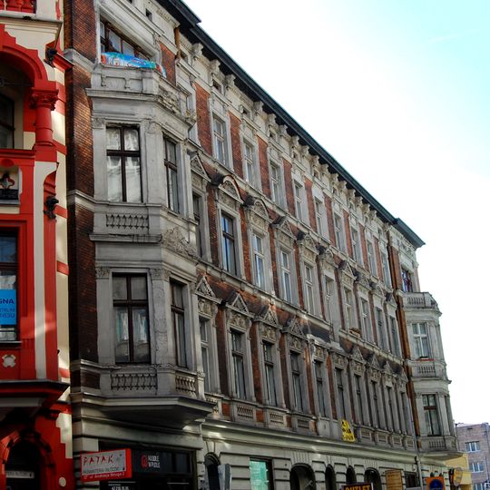 Kamienica przy ul. A. Struga 4