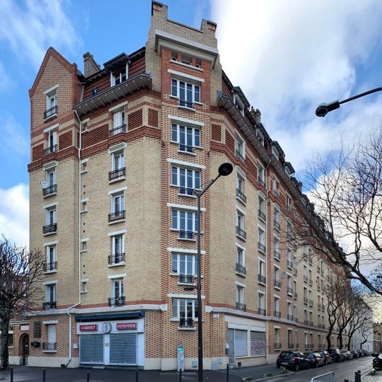 Habitations à bon marché de l'Insurrection