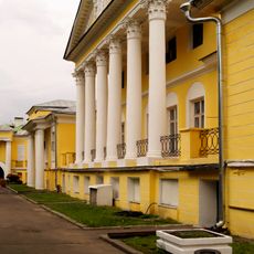 Ռոստովների տուն[խմբագրել]