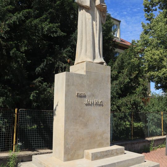 Památník Mistra Jana Husa ve Vinoři