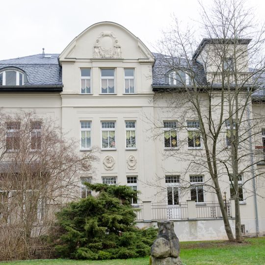 Villa mit Terrasse Dr.-Friedrichs-Ring 6