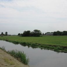 Omgrachte verhoogde woonplaats/huisterp