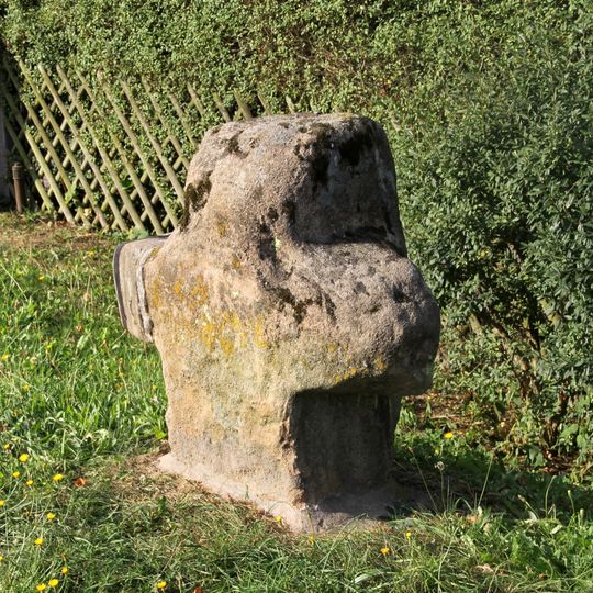 Steinkreuz Regensburger Straße in Feucht