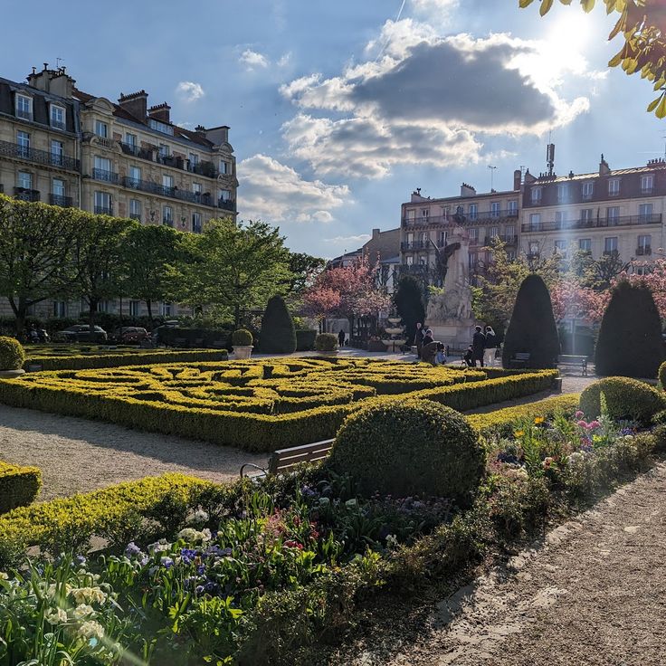 Place Charles-Digeon