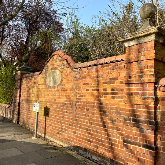 Forecourt Walls And Piers  Forecourt Walls And Piers To Lucas Square