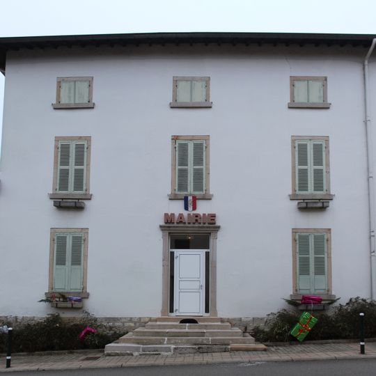 Town hall of Saint-Martin-le-Châtel