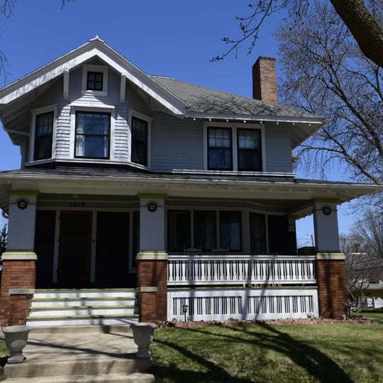James W. and Ida G. Bowman House