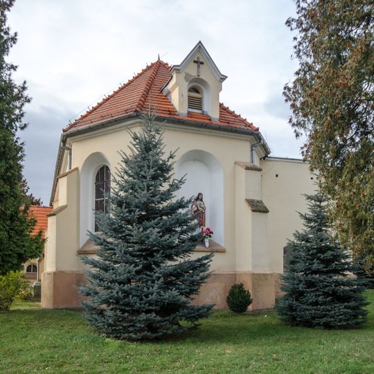 Kościół Najśw. Serca Pana Jezusa, Spacerowa 64 w Piotrkowiczkach