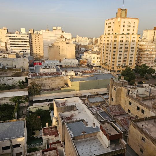 Land Plaza