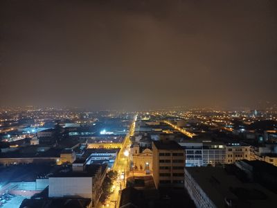 À noite 2