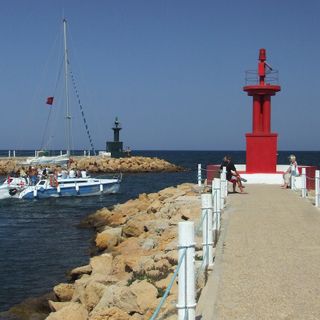 Feu de Port El-Kantaoui (jetée ouest de la marina)
