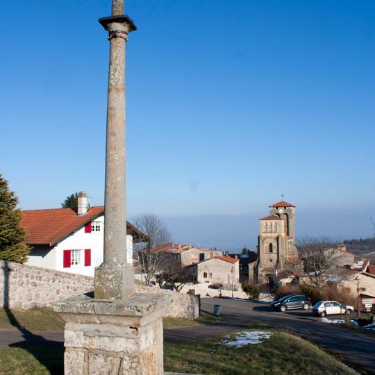 Croix de chemin à Marols