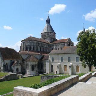 Église Notre-Dame de La Charité-sur-Loire
