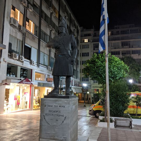 Kolokotronis statue in Piraeus