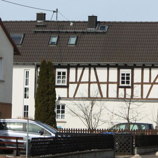 Hauptstraße 12