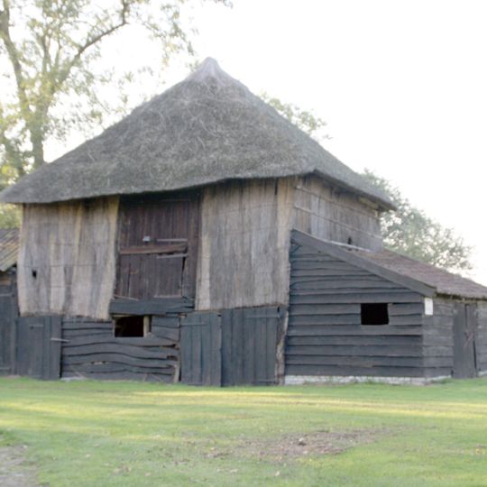 Hooischuur op achtererf