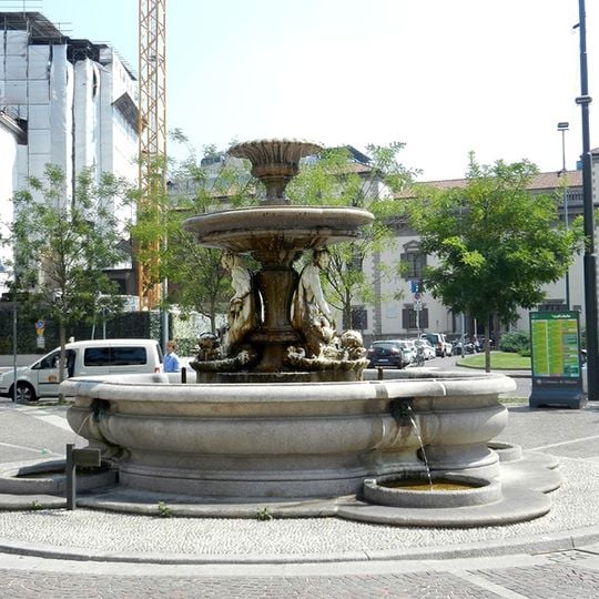 Piazza Fontana fountain