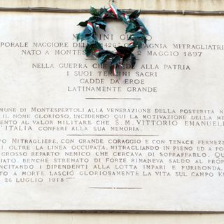 Commemorative plaque to Guido Martini in Montespertoli