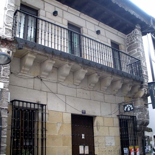 Casa Don Felizenea