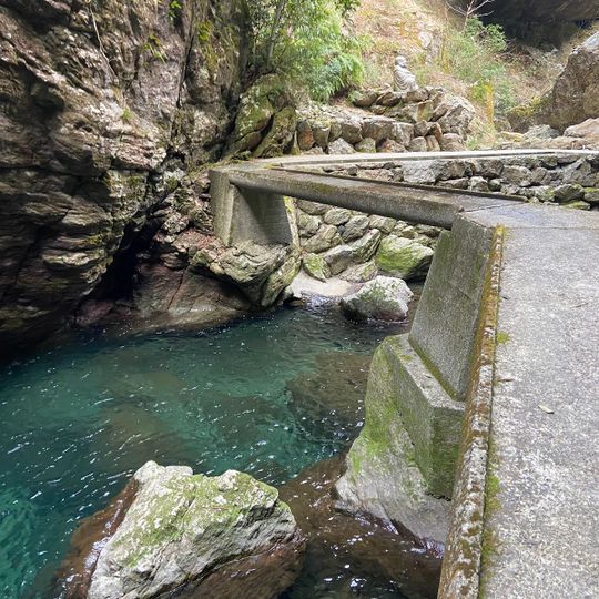 Nakatsu Gorge