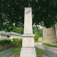 War memorial of Challes-la-Montagne