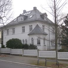 Villa mit Garten und Einfriedung Nansenstraße 2