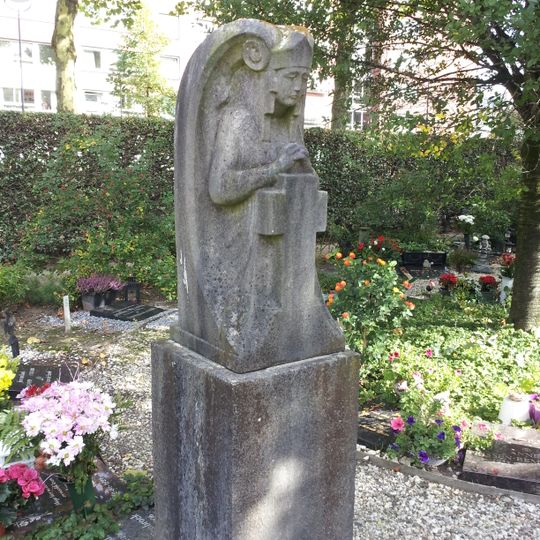 Grafmonument van Carolus C.B.F. Pesser