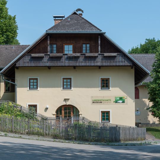 Ehem. Stadel des Schlosses Ehrenthal