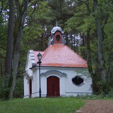 Kaplica Płaczących Niewiast. Stacja VIII Drogi Krzyżowej w Wielu