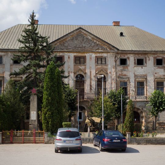 Kóburgovksý kaštieľ, kaštieľ