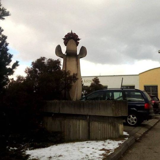 Plastika u nemocnice v Jindřichově Hradci