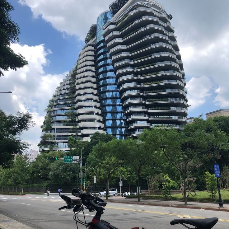 Tao Zhu Ying Yuan Tower