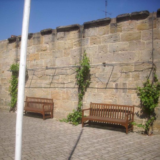 Kirchhofbefestigung Hauptstraße 2; Hauptstraße 4 in Pinzberg