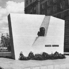 Marceli Nowotko monument in Warsaw
