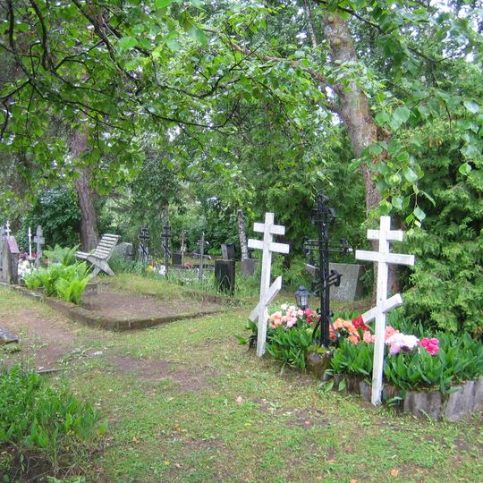 Old Believers cemetery in Kükita