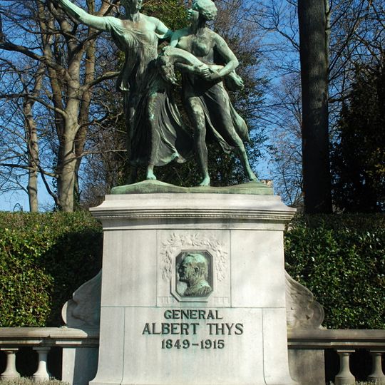 Monument voor Generaal Thys